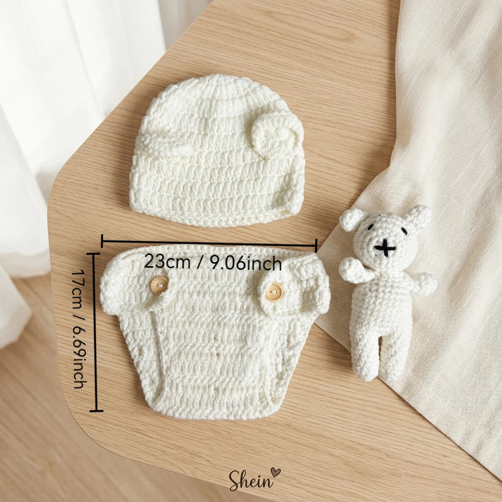 Yarnlings Bear Set — Hat, Shorts &amp; Toy Bear